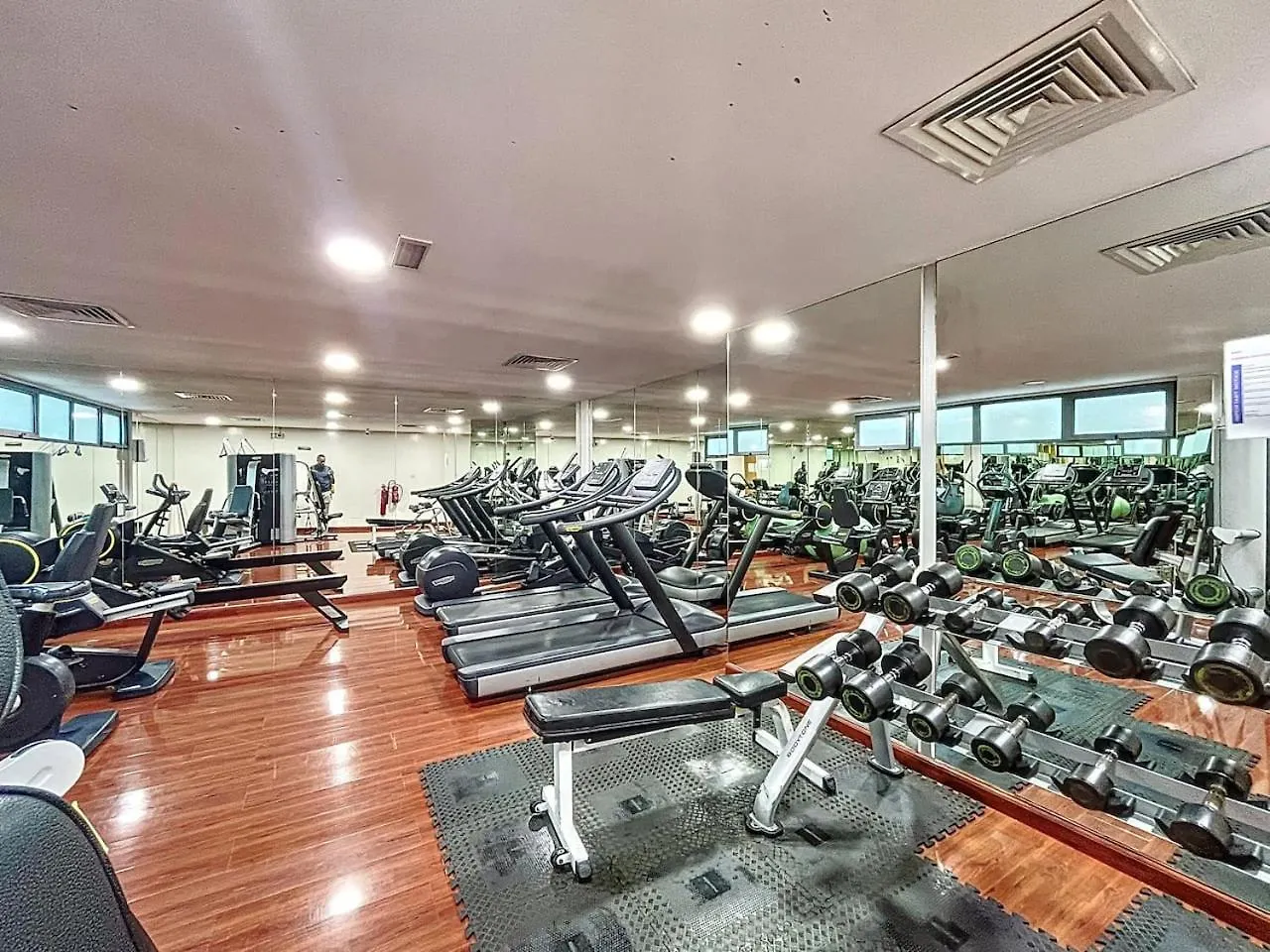Lägenhet Azure Residence - Magnificent Three Bed In Marina Dubai